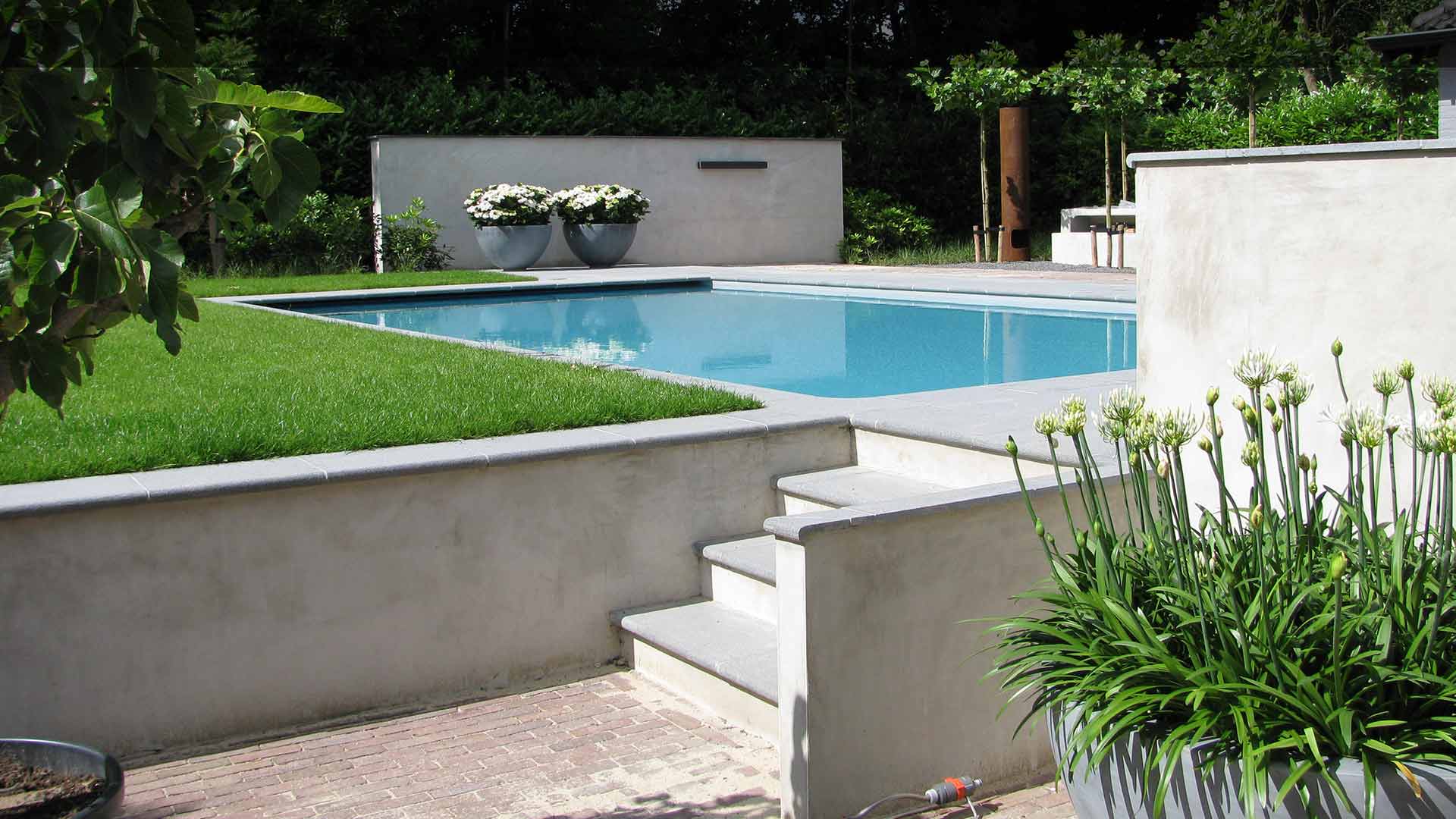 Buitenzwembad aanleggen