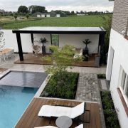 Zwembad laten aanleggen